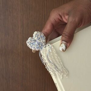 Floral Hair Accessory in Cream and Blue